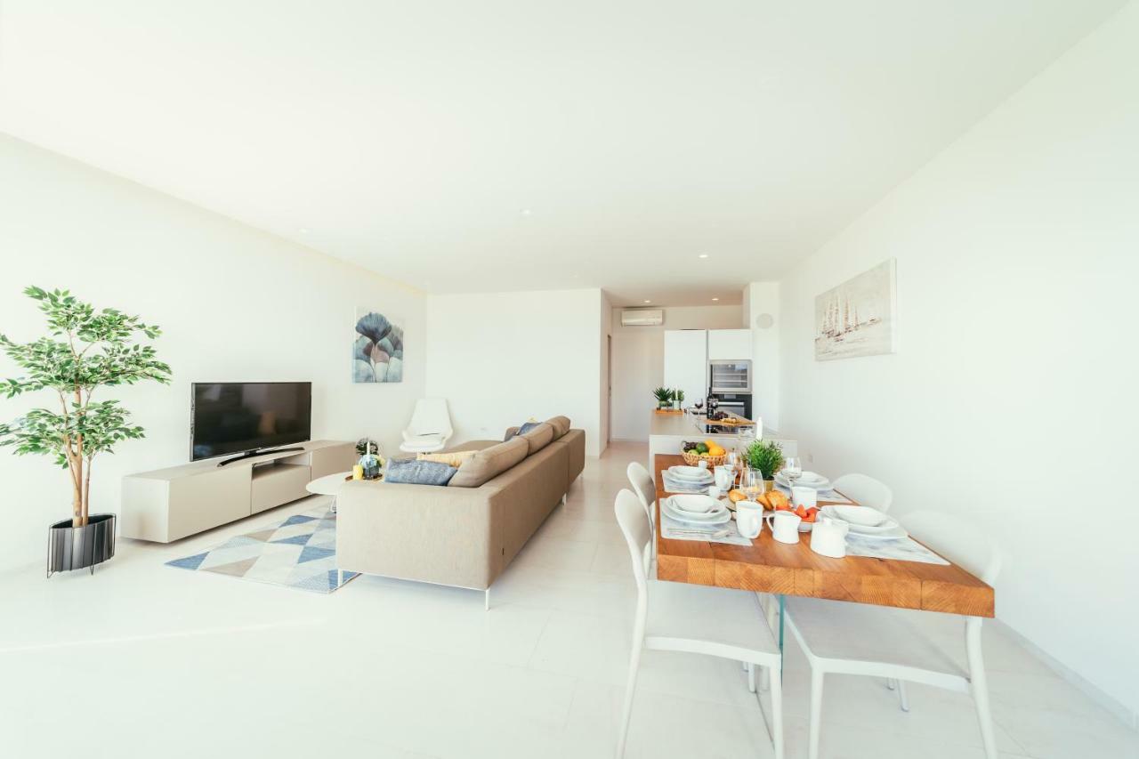 Unique Luxury Designers Apartment Right Next To The Beach Sukosan Exterior photo