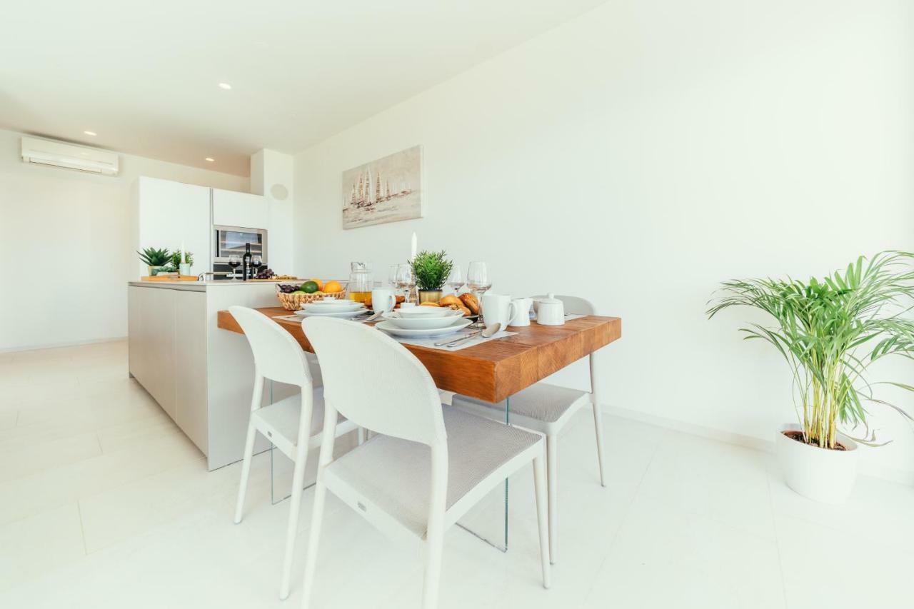 Unique Luxury Designers Apartment Right Next To The Beach Sukosan Exterior photo